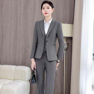 Colete de Terno Feminino Extra Grande, Conjunto de Três Peças com Calças Longas e Saia, Moda para Escritório - Product Image 1