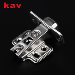 مفصلات خزائن أوتوماتيكية عادية بزاوية 105 درجة، 4 ثقوب، 35 ملم، من كاف للأثاث بالجملة - Product Image 1