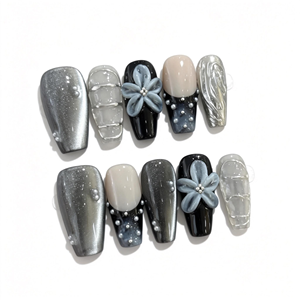 Uñas postizas largas hechas a mano con efecto ojo de gato plateado, arte 3D de flor azul y perlas, uñas de boda de lujo de alta gama al por mayor - Product Image 1