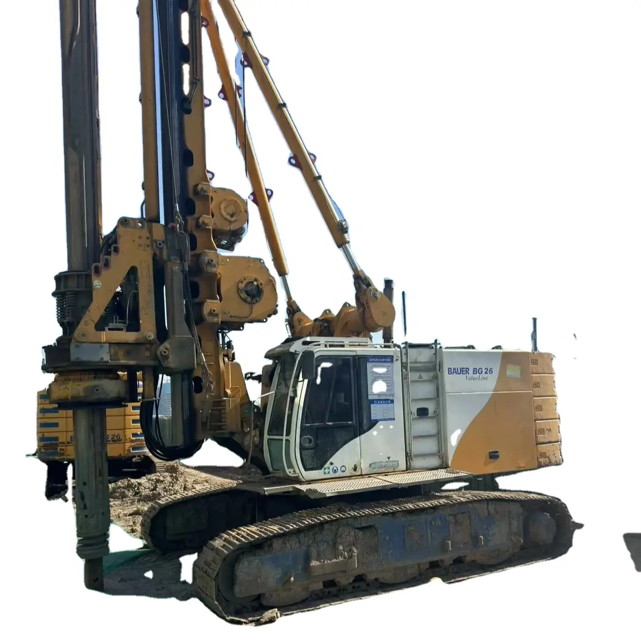 ماكينة حفر وصخور تجارية Uesd BAUER BG26 منصة حفر عام 2017