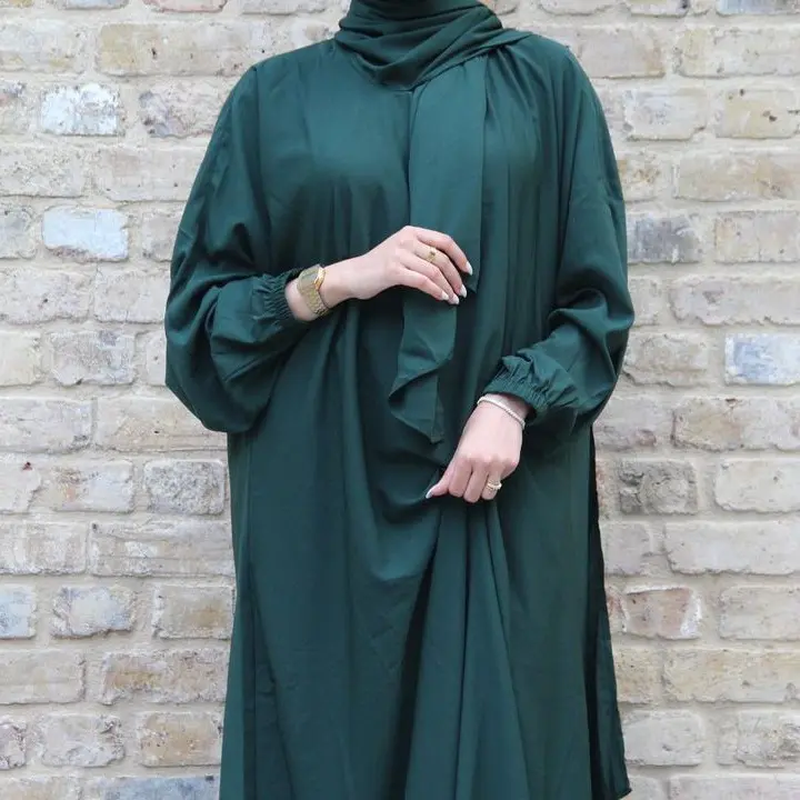 Islamic abaya and hijab Dubai Turkish Dress with Hijab Solid Color Classic closed abaya for praying muslim women dress