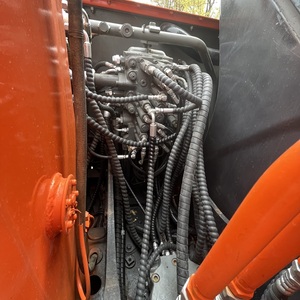 Excavatrice Hitachi ZX60 d'occasion, 6 tonnes, origine Japon, certifiée CE, 2022, hydraulique (pompe à engrenages, roulement), moteur, prix bas, testée - Product Image 2