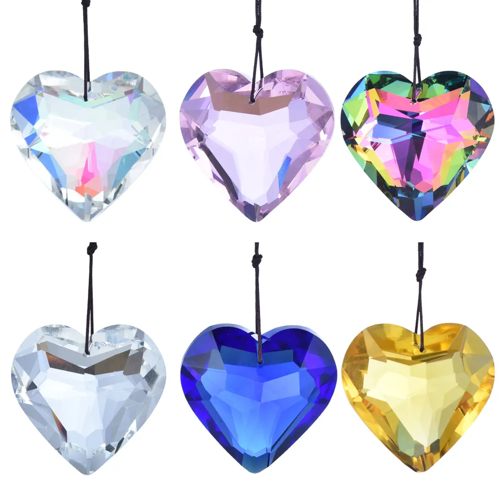 थोक रंगीन क्रिस्टल दिल के आकार के पेंडर के 9 ग्लास प्यार प्रिज्म और इंटीरियर सजावट के लिए