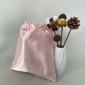 Sac seau à cordon en satin de soie personnalisé Petit sac à cordon en soie à cils en satin avec logo personnalisé Sac à cordon en satin avec logo personnalisé - Product Image 3