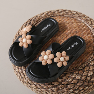 Tendance mode féminine : Sandales de plage élégantes et polyvalentes, faciles à enfiler, respirantes, pour l'été, usage extérieur, design antidérapant, motif floral - Product Image 6