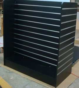 Présentoir de Comptoir en Bois Personnalisable Style Moderne à Niveaux pour Fêtes Artisanales et Marchés de Fermiers – Idéal pour le Stockage et la Présentation - Product Image 1