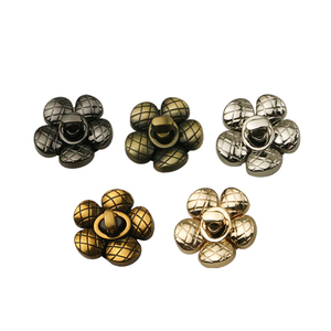 Bolso bohemio de estilo vintage, cierre de giro de metal <span class=keywords><strong>3D</strong></span> de lujo, cierre floral de girasol para bolsos en aleación de zinc hecha a medida - Product Image 1