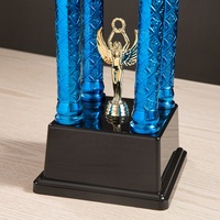 Coupe de trophée universelle en plastique de haute qualité avec logo personnalisé et autocollants en feuille d'aluminium SZ08 Taille M