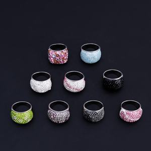 Bagues de mode en gros, bagues de fiançailles pour couples, bijoux cadeaux, accessoires de bagues en acier inoxydable - Product Image 5