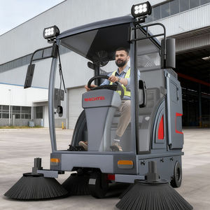 רכבת סוללה חשמלית מותאמת אישית על כביש שואב אבק מכונת ניקוי רחוב מכונת מטאטא - Product Image 6