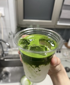 Poudre de Matcha de Haute Qualité, Moulu sur Pierre et Cultivé en Ombre, Vert Vibrant, pour la Vente au Détail et la Restauration en Gros - Product Image 5