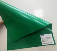Ventes directes des fabricants chauds bâche enduite de couteau en PVC Ripstop super léger haute résistance et résistance à la déchirure