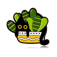 Badge personnalisé à épingler, motif 'The Wonderful Por Plant' avec des cactus et des chats noirs