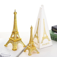 Modèle de la Tour Eiffel dorée pour l'expédition transfrontalière, pièce de présentation créative électroplaquée, artisanat métallique de style européen