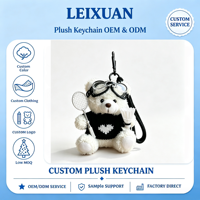 Porte-clés en peluche ours blanc doux avec lunettes d'aviateur, breloque de sac en forme d'animal en peluche, raquette de badminton athlétique pour décoration de sac à dos