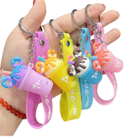 Lumière créative crème glacée porte-clés personnalisé porte-clés PVC pendentif à la mode petit cadeau pour copines voiture sac accessoires