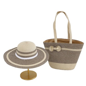 Sac fourre-tout en paille personnalisé à large bord, grande capacité, polyvalent, pliable, pour femme, avec chapeau d'été en paille de papier pour les vacances à la plage - Product Image 1
