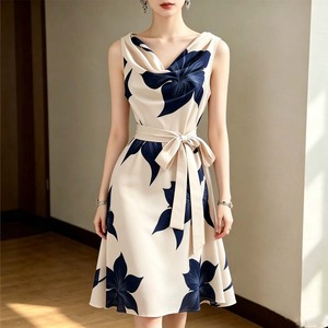 Elegante Abito Midi Senza Maniche con Stampa Floreale, Collo a Cappuccio e Cintura in Vita, Linea ad A, <span class=keywords><strong>per</strong></span> <span class=keywords><strong>Donna</strong></span>, Ufficio, <span class=keywords><strong>Matrimonio</strong></span>, Festa, Personalizzabile, Vendita all'Ingrosso - Product Image 2