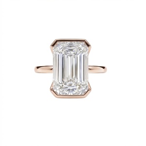 Anillo de Diamantes con Corte Esmeralda y Bisel Octogonal - Oro de 9k, 14k y 18k - Product Image 5