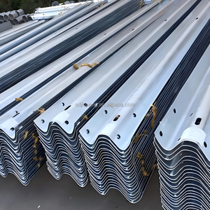 حواجز مرورية للطرق الريفية، حواجز ثلاثية الموجات، أعمدة فولاذية مموجة، تصنيف مقاومة الصدمات M65، مغلفة بالغمس الساخن - Product Image 4