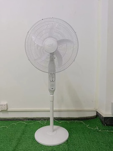 Factory Price 16 Inch Standing Fan With Solar <b>Rechargeable</b> 12W Big Power Solar <b>LED</b> <b>Light</b> & 7-9 Hours <b>Working</b> Time HRX-168 16inch - Product Image 1