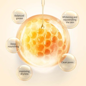 Jabón artesanal HoneyMist con espuma de nube e infusión de miel natural para el cuidado de la piel sedosa - Product Image 3