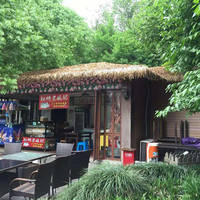 Toit en herbe de chaume synthétique de haute qualité rouleau de paille mexicaine artificielle herbe de toiture de chaume pour décor de fête hawaïenne de bar de patio
