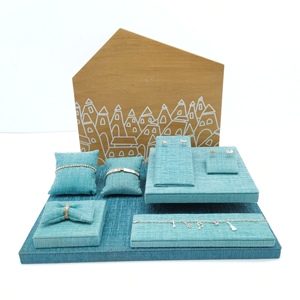 Espositore per Gioielli in Legno Personalizzato per <span class=keywords><strong>Vetrine</strong></span> di Negozi - Product Image 6