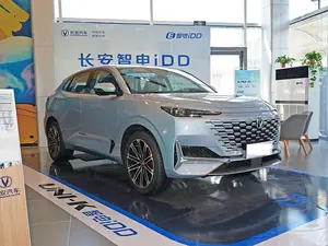 Sıcak satış Changan UNI-K 2.0T 4WD/4WD SUV yakıt benzinli araçlar yeni araba ucuz Changan Unik mevduat