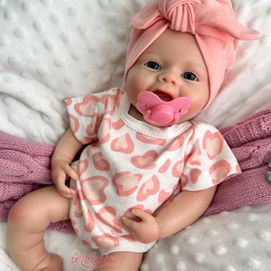 <span class=keywords><strong>Muñeca</strong></span> Sonriente Reborn de Silicona con Cuerpo Ponderado de 18 Pulgadas, Muñecas Realistas <span class=keywords><strong>que</strong></span> <span class=keywords><strong>Parecen</strong></span> Juguetes <span class=keywords><strong>Reales</strong></span> para Niños, Novedad - Product Image 5