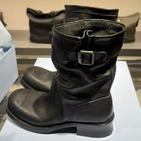 Nouvelle Collection Automne 2026 – Bottes Mi-Mollet Plissées Rétro Artisanales pour Femme, à Semelle Épaisse Antidérapante et Talon Carré, avec Ceinture Décontractée