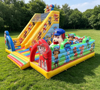 Parc de jeux gonflable avec toboggan, structure gonflable commerciale Paw Dogs, ville de jeux gonflable pour enfants