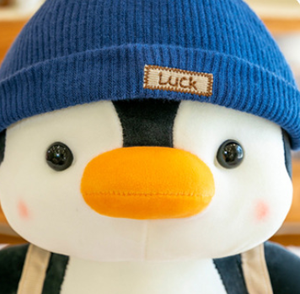 Set di Peluche Pinguini Famiglia di Cinque con Cappello Lavorato a Maglia, Etichetta Portafortuna, Zaino, Bambola Imbottita - OEM ODM Personalizzato Ingrosso - Product Image 3