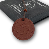 Pendentif Bio-Énergétique Quantique à Ions Négatifs Nano Scalaire, Protection EMF, Collier Minéral pour la Santé CAMAZ CM 8009 Noir/Rouge Foncé