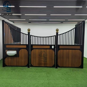 Vente d'<span class=keywords><strong>abri</strong></span> <span class=keywords><strong>mobile</strong></span> pour chevaux de style européen, permanent et extérieur, avec toit et structure en acier galvanisé. - Product Image 3