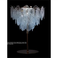 Décorations de mariage de luxe : Bandes de glace en cristal électroplaqué, vase à fleurs de table, ornements en fer forgé pour scène de salle et table de réception