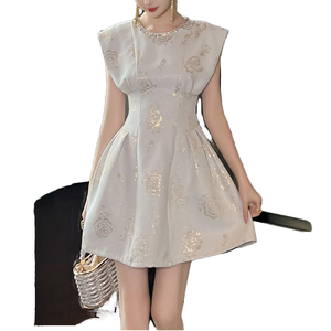 Commercio all'ingrosso Jacquard Mini abito da donna ricami floreali Sexy estate stile Casual elegante per feste di giorno - Product Image 1