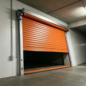 Porte à enroulement rapide en <span class=keywords><strong>PVC</strong></span> <span class=keywords><strong>avec</strong></span> <span class=keywords><strong>fenêtre</strong></span> transparente, porte à enroulement rapide en tissu, porte à enroulement rapide en plastique, portes de garage à bas prix - Product Image 2