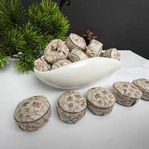 Precio al por mayor Yunnan Pu er té <span class=keywords><strong>mini</strong></span> <span class=keywords><strong>tuo</strong></span> <span class=keywords><strong>Cha</strong></span> suave sabroso sabor original cocido Yunnan Shu puerh <span class=keywords><strong>mini</strong></span> <span class=keywords><strong>tuo</strong></span> <span class=keywords><strong>Cha</strong></span> - Product Image 2