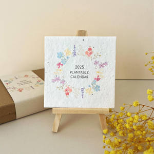 Calendario de Escritorio de Papel con Semillas Plantables Ecológico, Diseños Personalizados Disponibles, Regalo Perfecto para Amigos y Familiares - Product Image 3