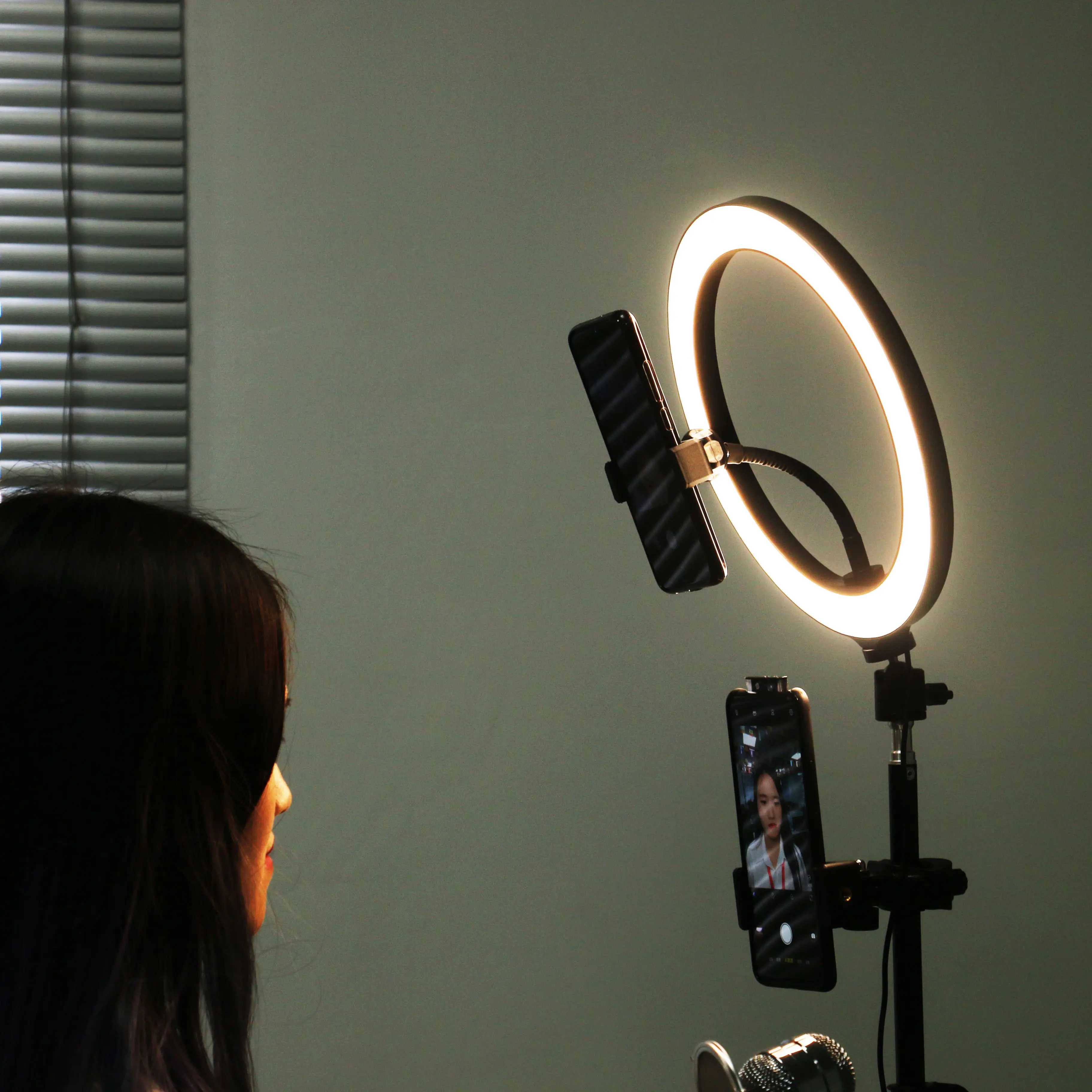 Đèn LED Nhiếp Ảnh Đèn Vòng Có Thể Thay Đổi Độ Sáng Đèn Trung Quốc Bán Chạy 10 "120 Cái Đèn LED Selfie Video Tripod Đèn LED Camera Studio