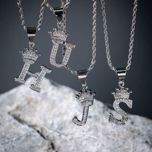 Collar Hip Hop para Hombre con Colgante de Corona y Letra, Zirconia, Aleación de Zinc, Joyería de Regalo, Colgantes Temáticos Únicos y Modernos - Product Image 3