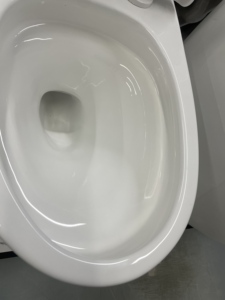 WC monobloc contemporain en céramique, à poser au sol, avec abattant à fermeture douce 360° °   Nettoyant pour Cuvette de Toilettes Économe en Eau - Product Image 4