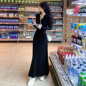 Hooded Long Dress Black Elastic Waist Zipper Solid Color Casual Daily Wear Women's Plus Size Sweatshirt Dress - Product Image 1
