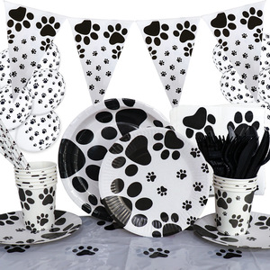 Ensemble de fournitures de fête sur le thème des pattes de chien noir, assiettes en papier jetables, gobelets, serviettes, kit de décorations de fête sur le thème des animaux - Product Image 1