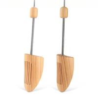 Embauchoir en bois réglable pour le maintien du talon et l'entretien des chaussures