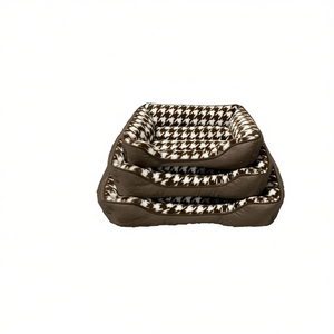 Set di tre pezzi per cuccia marrone con motivo a griglia, in pelo di coniglio, a forma di nido quadrato - Product Image 2