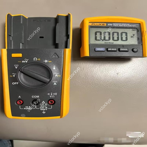 Multimètre numérique Fluke 233 à affichage à distance utilisé * - Product Image 3