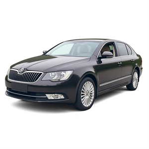 Auto Usata <span class=keywords><strong>Skoda</strong></span> <span class=keywords><strong>Superb</strong></span> <span class=keywords><strong>Octavia</strong></span> 2014 1.6L Edizione Manuale Guida a Sinistra Sedili in Pelle Pneumatici R18 - Product Image 1
