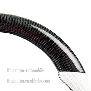 พวงมาลัยรถยนต์แบบมีรูพรุนทำจากคาร์บอนไฟเบอร์แบบเย็บสีดำเหมาะสำหรับพวงมาลัยรถยนต์ IS300 IS250 Lexus โรงงานใหม่ - Product Image 3